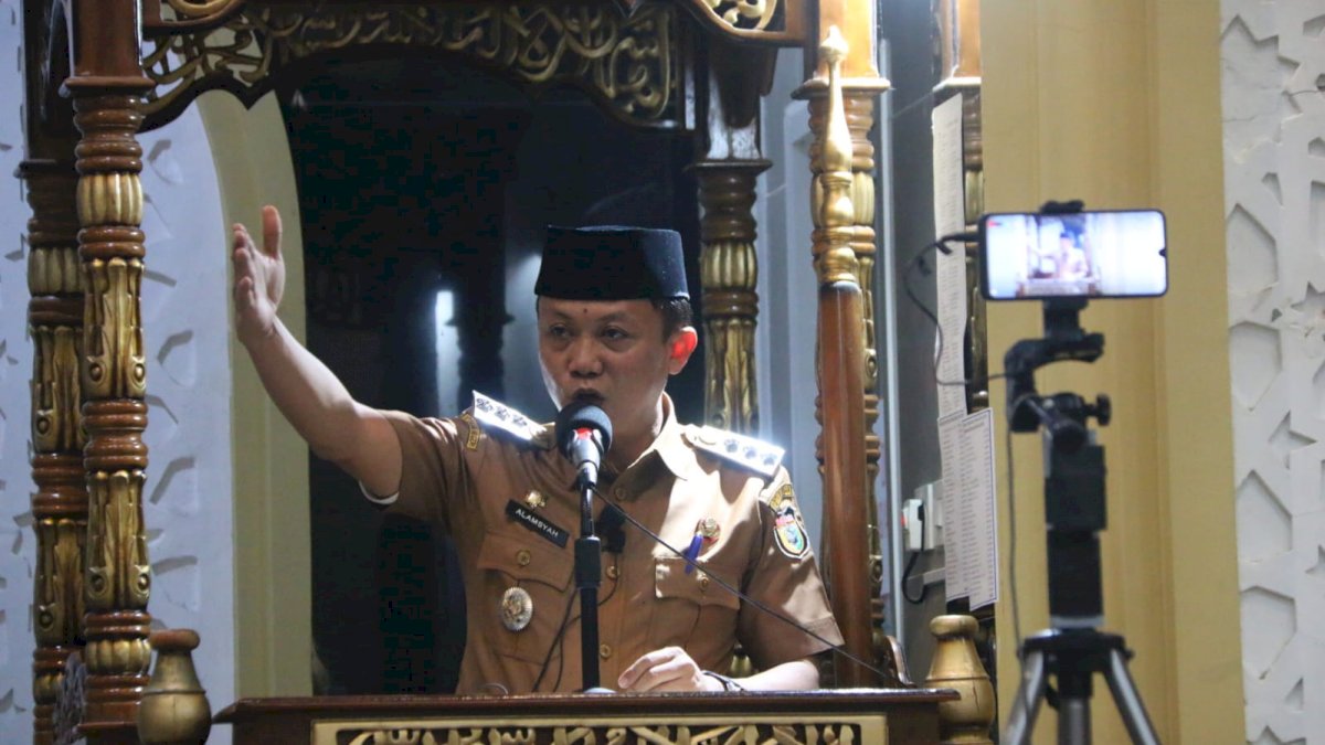 Safari Ramadhan, Camat Tallo Ajak Warga Sukseskan Program Pemerintah