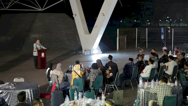 Wali Kota Makassar, Danny Pomanto, Hadiri Buka Puasa Batalyon 120, (Ist) 