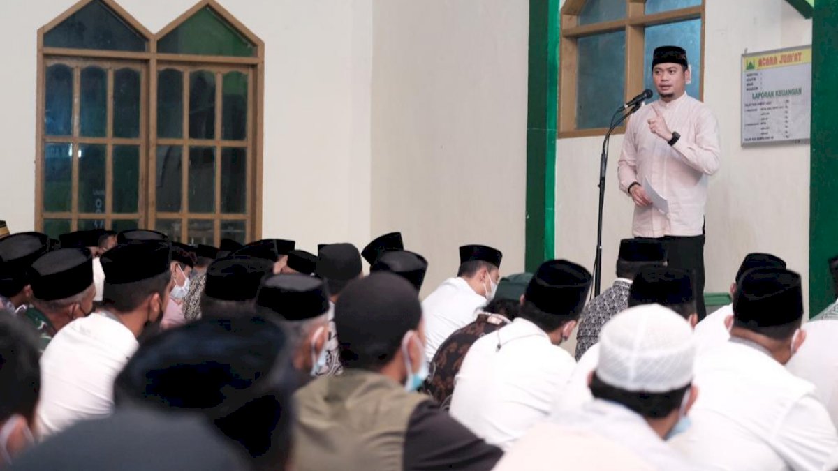 Shalat Tarawih di Biringbulu, Bupati Gowa Obati Kerinduan Masyarakat