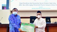Andi Sudirman Setor Zakat Pribadi Melalui BAZNAS Sulsel