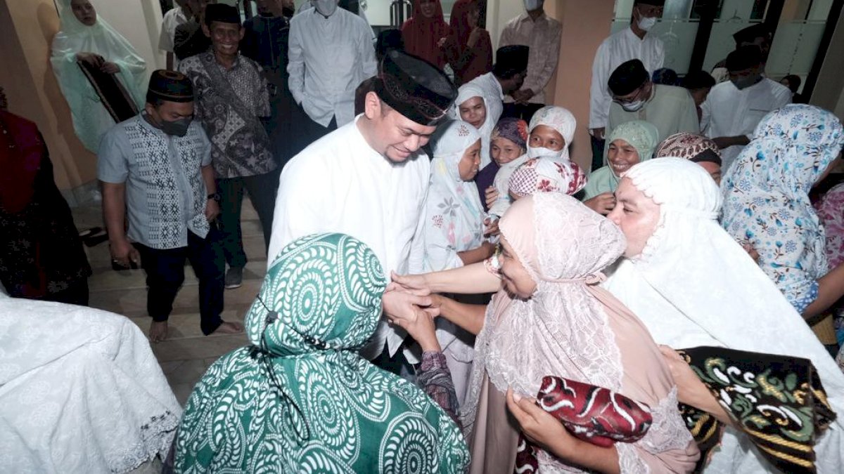 Pulang Kampung, Bupati Adnan Disambut Bahagia Warga Bontonompo