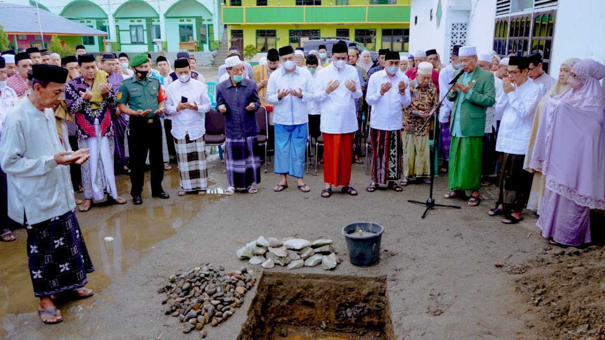 Masjid Besar Nurul Ittihad Pekkae Diharap Jadi Pusat Peradaban