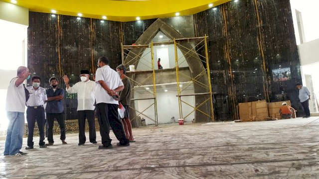 Pantau Progres Pembangunan Masjid Terapung BJ Habibie, Taufan Pawe : Salat Id Kita Pusatkan Disini