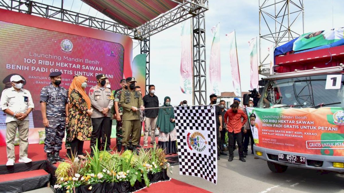 Gubernur Sulsel Kirim Benih Padi Unggul ke Petani Untuk 100 Ribu Hektar Sawah