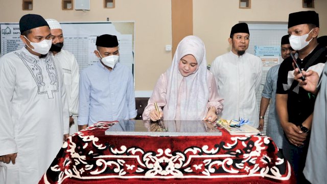 istimewa