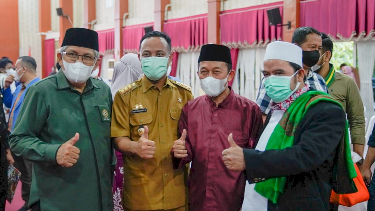 Gubernur Sulsel Silaturahmi Bersama Organisasi Masyarakat dan Mahasiswa Jelang Lebaran