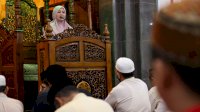 Kunjungi Dua Kecamatan, Wawali Fatma Serukan Perbanyak Sedekah