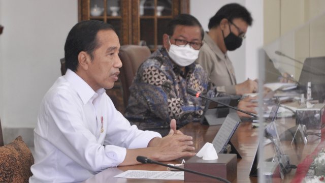 Presiden RI Joko Widodo (Jokowi) memimpin Rapat Terbatas (Ratas) mengenai Persiapan Pemilihan Umum (Pemilu) dan Pemilihan Kepala Daerah (Pilkada) Serentak Tahun 2024, di Istana Kepresidenan Bogor, (Ist) 