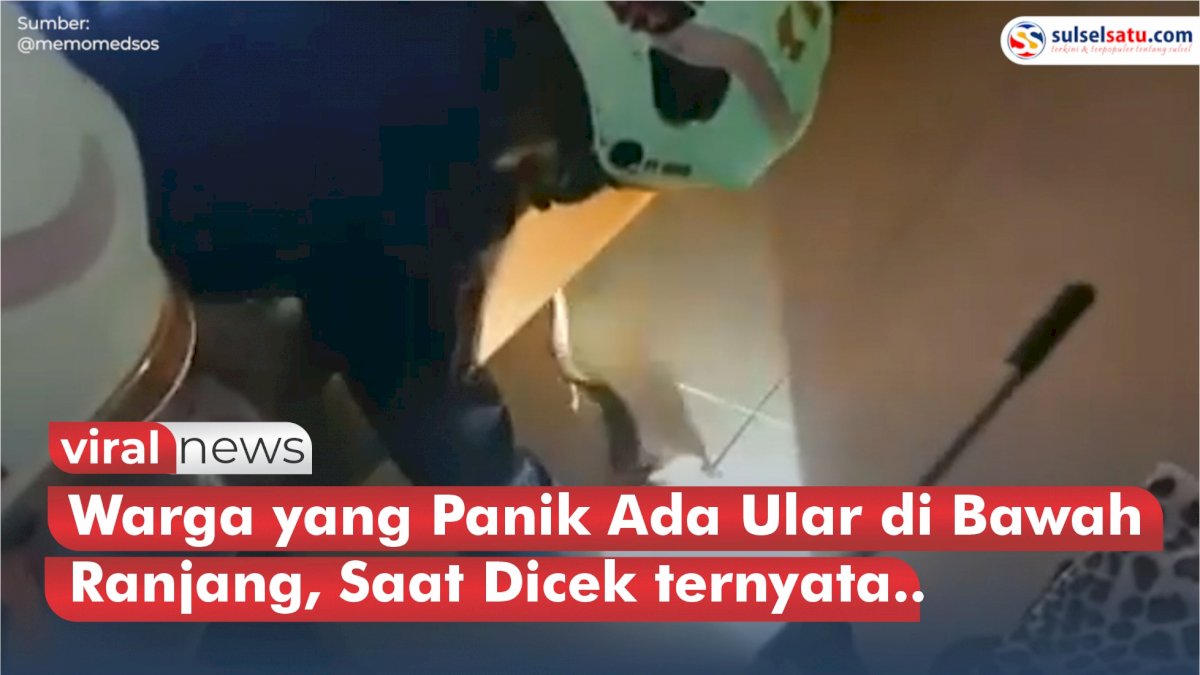 VIDEO: Petugas Tolong Warga yang Panik Ada Ular di Bawah Ranjang, Saat Dicek ternyata Ular Mainan