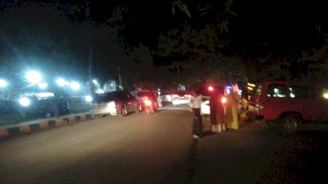 Suasana Kemacetan di Jalan Sultan Hasanuddin, Jeneponto (Dedi)