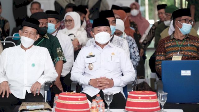 Wakil Bupati Gowa, Abd Rauf Malaganni saat membuka Musyawarah Daerah V Majelis Ulama Indonesia Kabupaten Gowa di Baruga Tinggimae, Rujab Bupati Gowa, Rabu, 18 Mei 2022 (Pemkab Gowa)