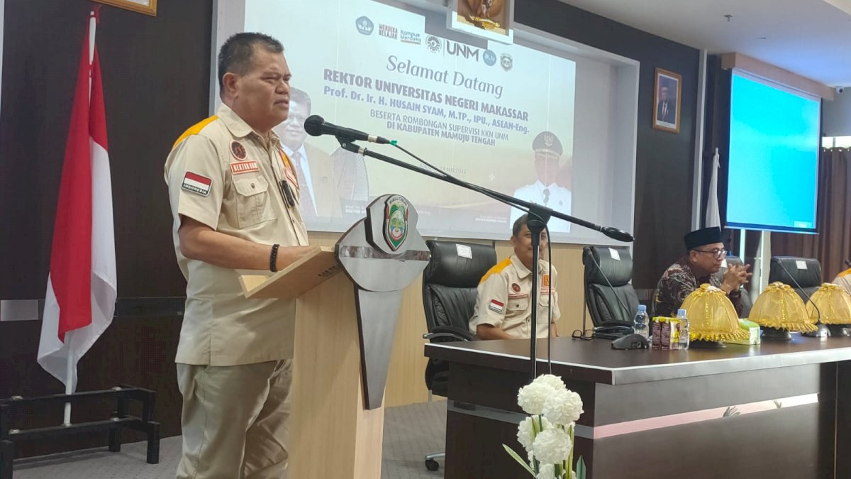 Rektor UNM Supervisi KKN di Mamuju Tengah, Dorong Mahasiswa Bikin Program Desa Binaan