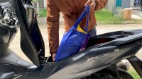 Aktivitas Kembali Padat, Simak 5 Tips Aman Membawa Barang dengan Sepeda Motor