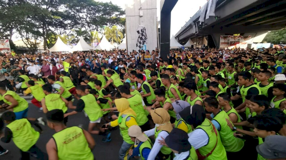 Peringati Hari Kelahiran Pancasila, 5.500 Pelari Ramaikan Kapolrestabes Makassar Cup 2022