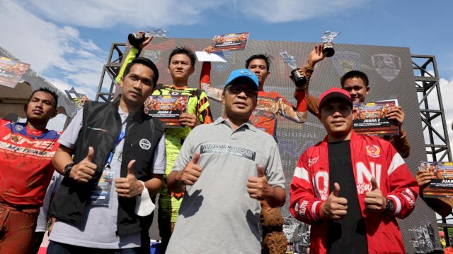 istimewa