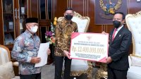 Bantuan Keuangan dari Pemprov Sulsel Sebesar Rp 12,4 Miliar, Pemkab Gowa Fokus Perbaikan Jalan dan Drainase