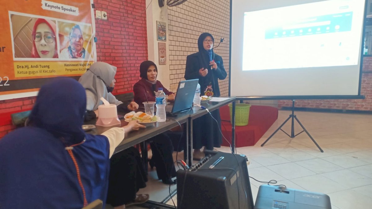 Kelompok Kerja Guru Gugus VI Tallo Gelar Pelatihan Canva Dukung Merdeka Belajar