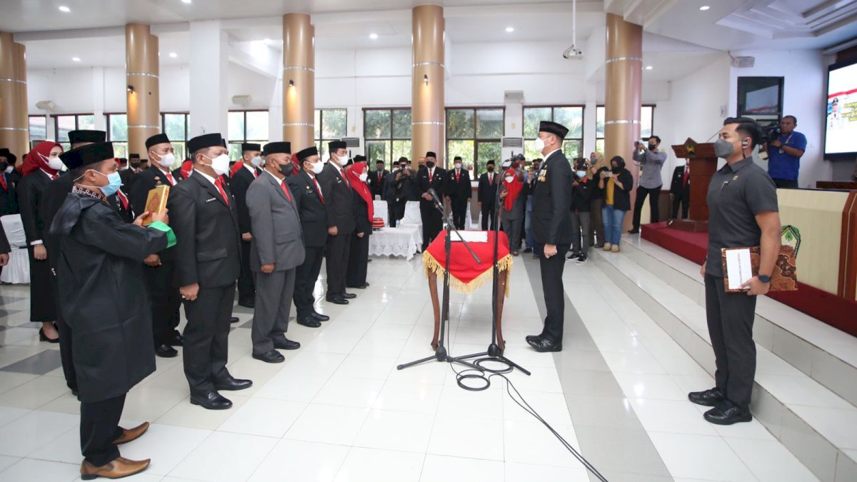 Lantik 23 Pejabat Baru, Bupati Gowa Harap Bekerja Sesuai Perkembangan Zaman