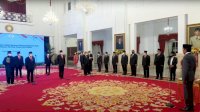 Jokowi Lantik 2 Menteri dan Wamen Kabinet Indonesia Maju