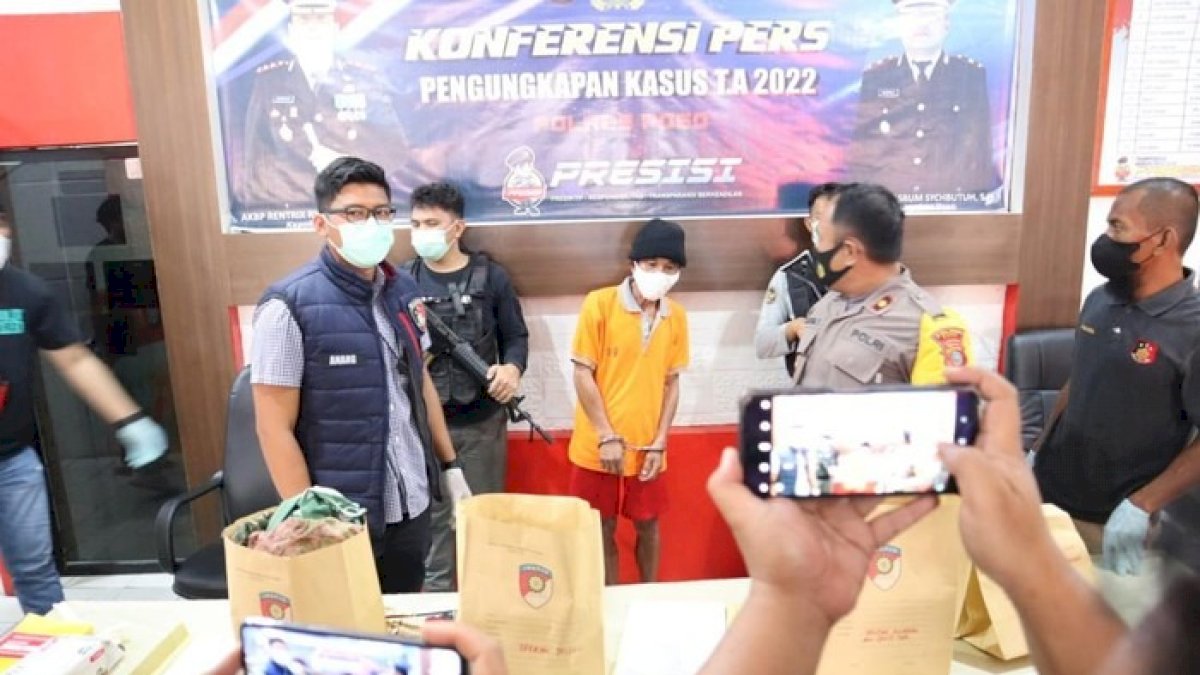 Biadab, Seorang Kakek di Poso Bunuh Cucu dan Istrinya