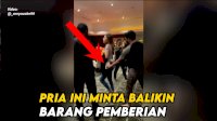 VIDEO: Putus, Pria Ini Minta Balikin Barang Pemberian