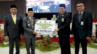 Pemprov Sulsel Beri Bantuan Rp450 Juta ke Pemkot Palopo