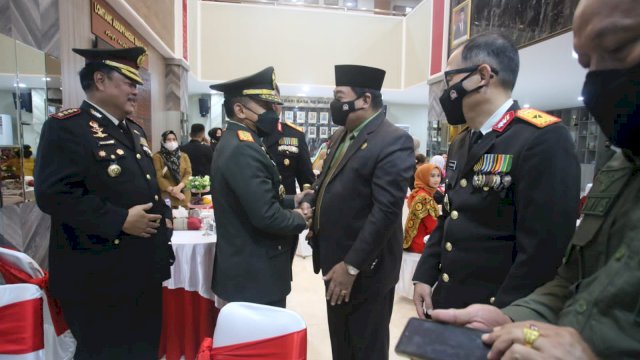 istimewa