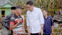 Pastikan Korban Kebakaran Terbantu, Bupati Barru Temui Korban