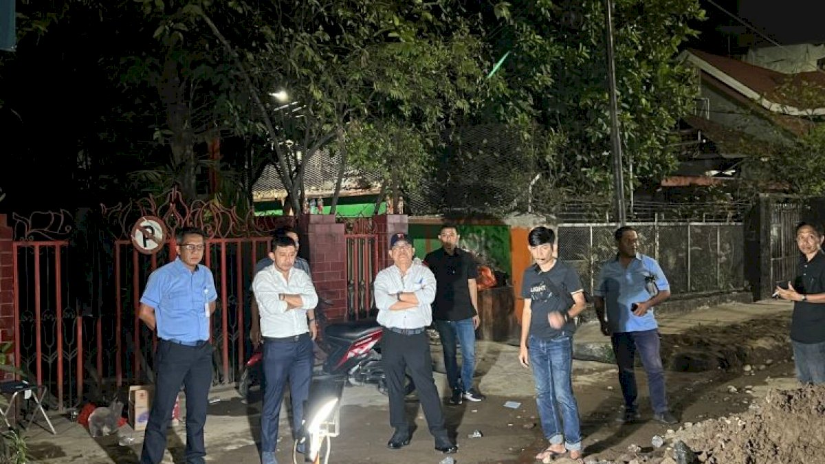 Usai Pelantikan, Beni Iskandar Pantau Langsung Galian IPAL di Jalan Datu Museng Makassar