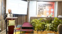 Muhammad Roem Resmi Membuka Kegiatan Workshop Makassar Desain Festival