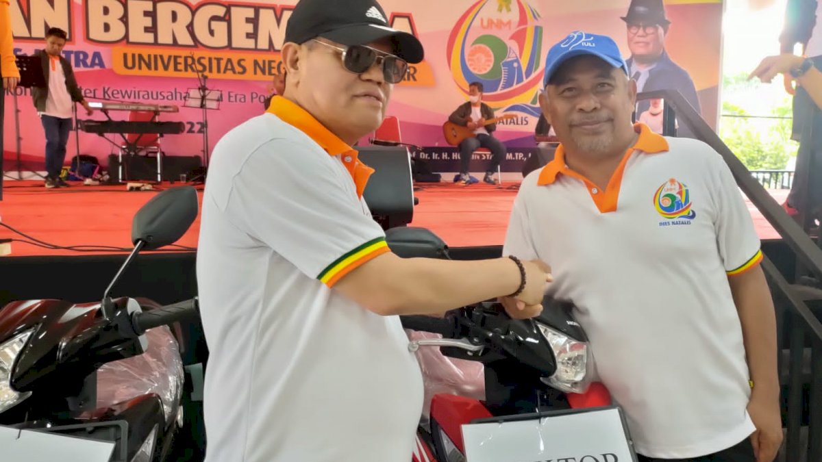 Prof Husain Syam Bangga UNM Semakin Dipercaya oleh Masyarakat