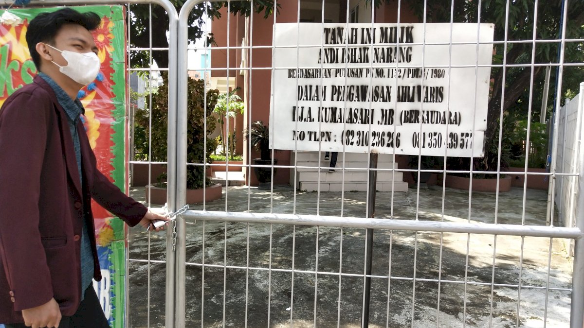 Stikes Panakkukang Terancam Lumpuh, Ahli Waris Segel Gedung Perkuliahan dan Kantor PPNI Sulsel