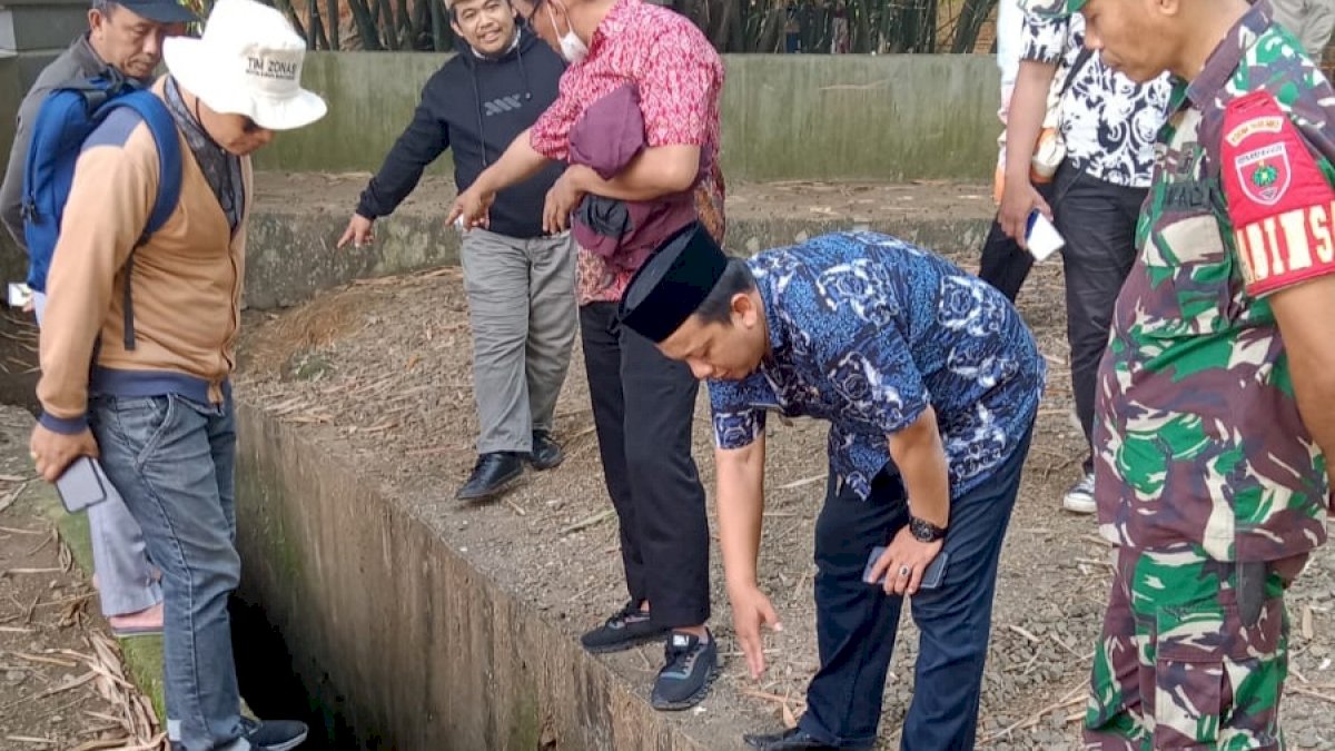 Lurah Lakkang Damping Rombongan Dinas Kebudayaan Kunjungi Situs Bunker Jepang