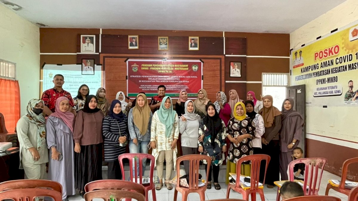 Tim Pengabdian FEB-Unhas Beri Pelatihan Digital Marketing ke Pelaku UMK di Palangga Gowa 