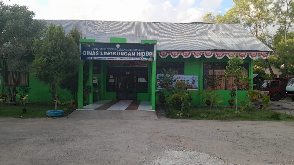 Diduga Ada Kongkalikong Lelang Proyek Gedung Daur Ulang Sampah di DLH Selayar