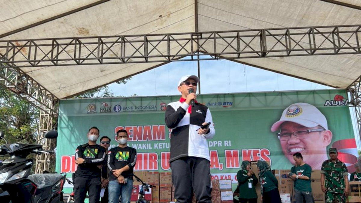 Lautan Manusia Padati Senam Sehat Amir Uskara di Bontonompo Gowa