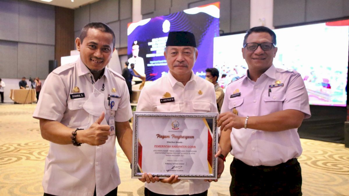 Pemkab Gowa Terima Penghargaan dari Pemprov Sulsel