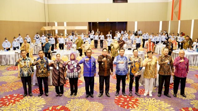 istimewa