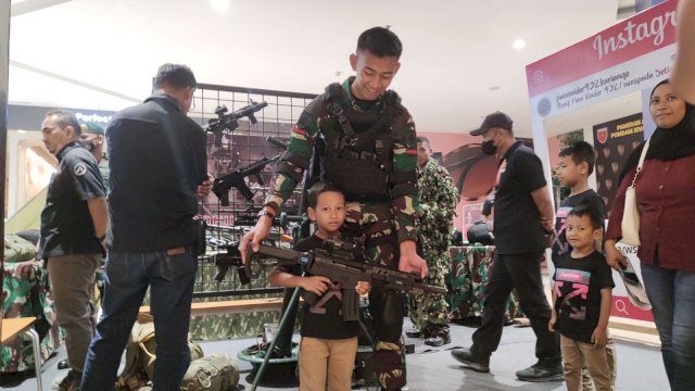 Pemeran alat utama sistem pertahanan negara di TSM Makassar (dokumen: ist)