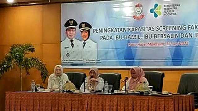 Pertemuan dokter membahas pencegahan kematian ibu dan janin (dokumen: ist)