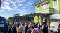 KKN Profesi Universitas Mega Rezky Gelar Senam Prolanis di Puskesmas Bangkala