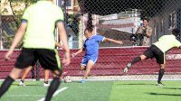 Jajal Lapangan Pelita Kasih, Danny Pomanto Berhasil Cetak 5 Gol