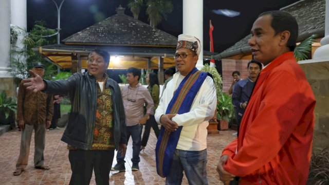 istimewa