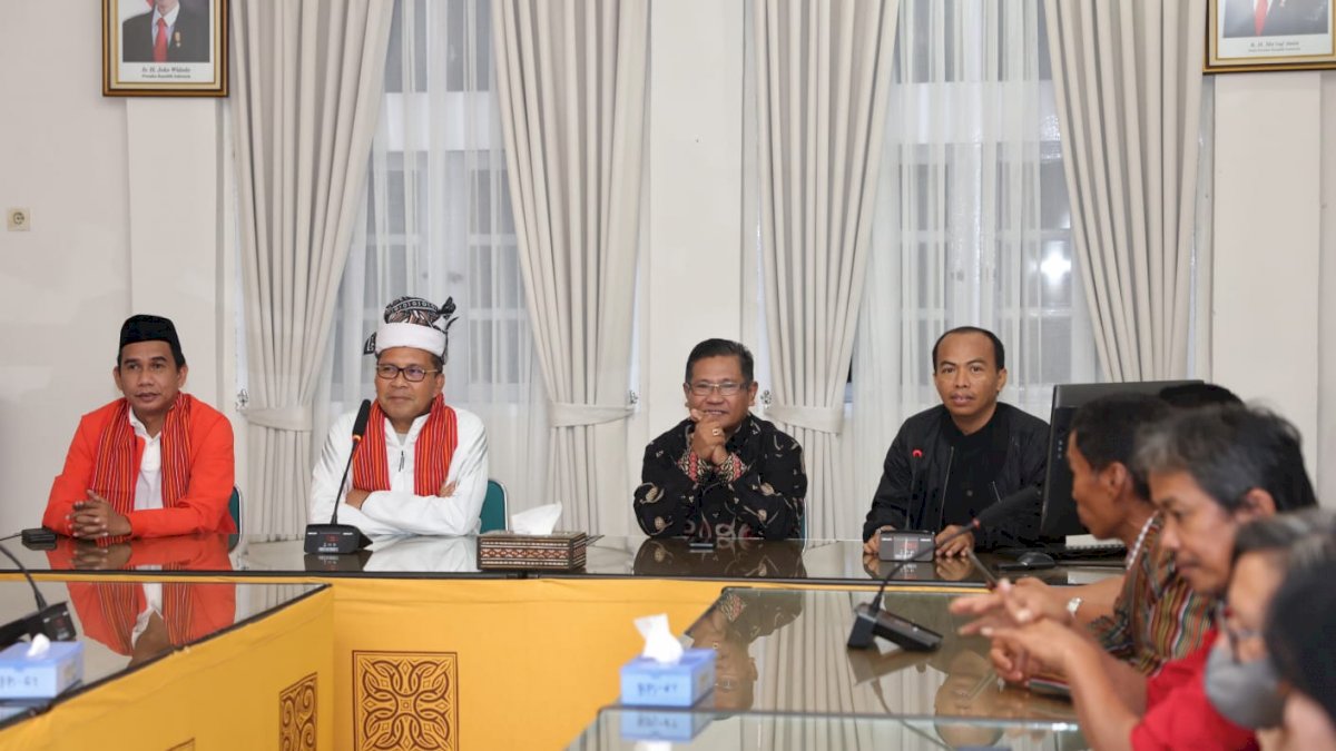 Walkot Danny Pomanto Bersama Ketua DPRD Rudianto Lallo Penuhi Undangan PMTI dan BPS di Tana Toraja