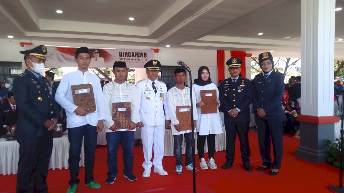 Bupati Jeneponto Serahkan Remisi Secara Simbolis Bagi Warga Binaan Rutan Kelas IIB