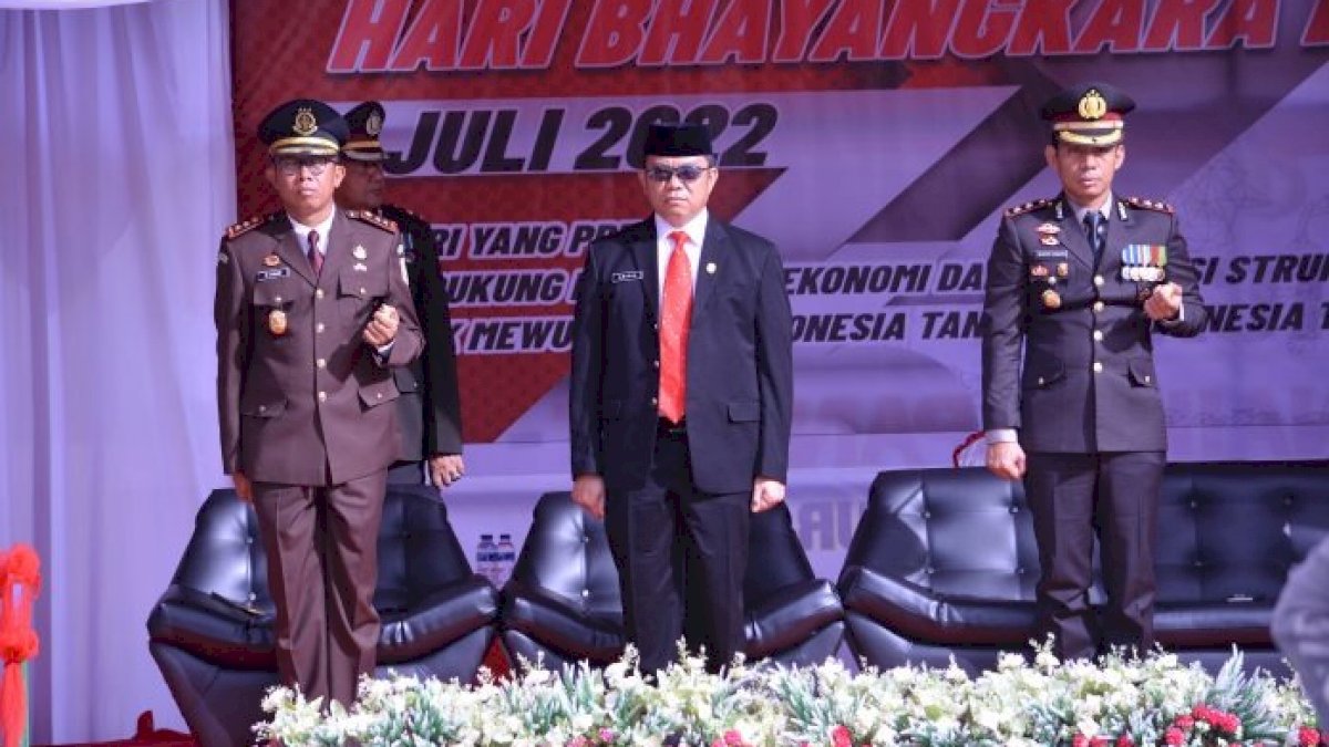 Ketua DPRD Luwu Timur Hadiri HUT Bhayangkara Ke-76