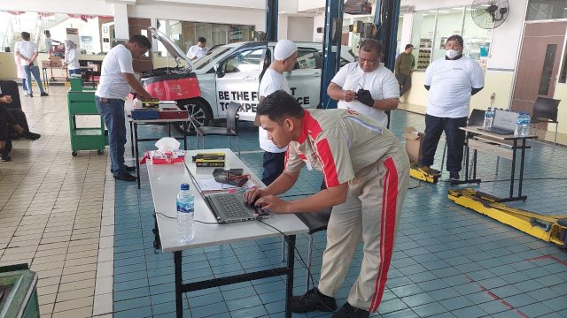 Tim after sales Kalla Toyota adu kemampuan di Dealer People Contest 2022 (dokumen: ist).
