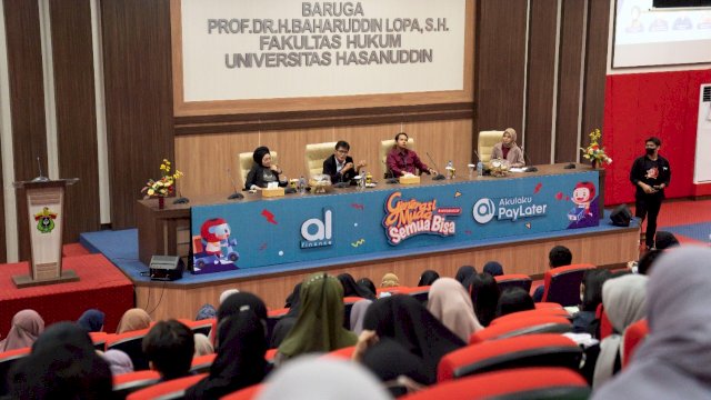 Roadshow edukasi keuangan Akulaku Finance Indonesia di Unhas Makassar (dokumen: ist)