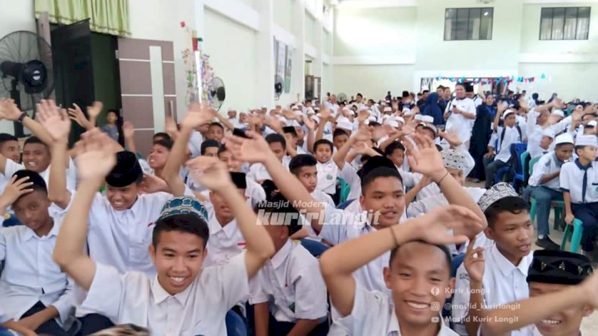 Masjid Modern Kurir Langit Bakal Dipadati Ribuan Santri untuk Doa Bersama