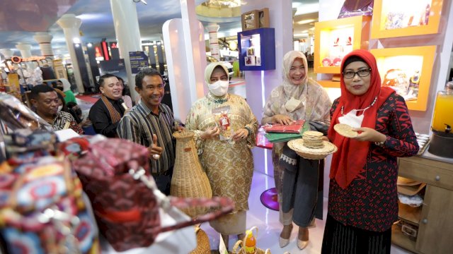 istimewa